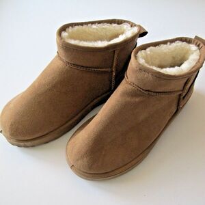 Women's Casual Comfort‎ Sandals "In Style" The Boston Mini Boots Size 8 (39) NEW